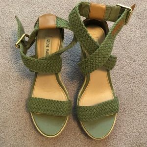 Steve Madden Green espadrilles